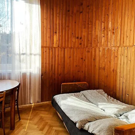Studio Retro Next To The Market Square In Apartment
